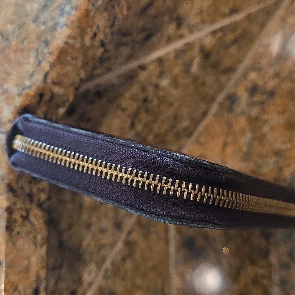 Louis Vuitton Dark Purple Vernis Zippy Wallet - Picture 12 of 17